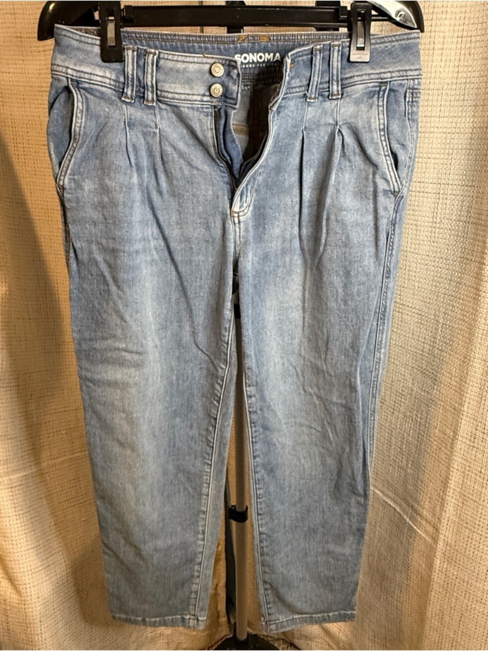 Sonoma Light Jeans with Pleats